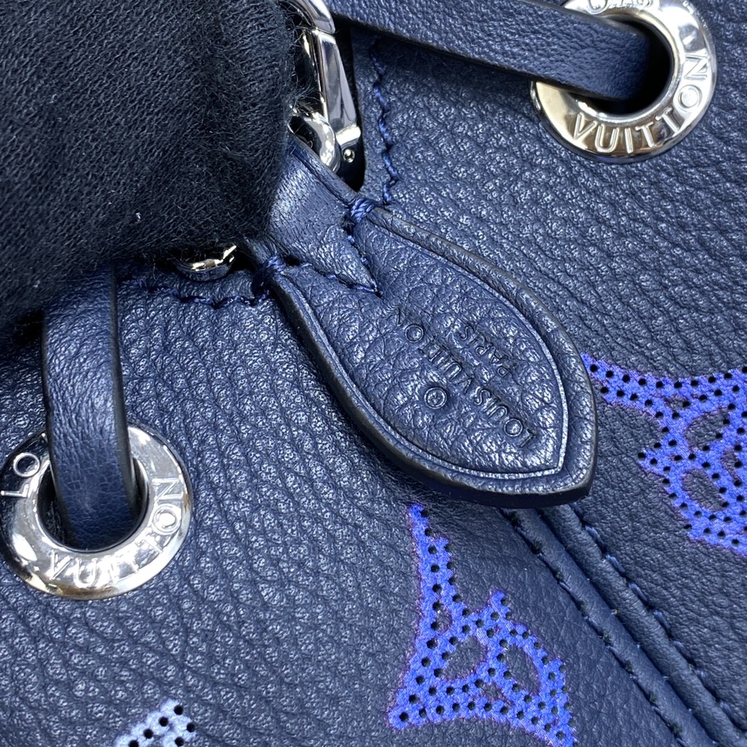 Louis Vuitton BELLA Mahina Leather Handbag M59552 Navy Blue